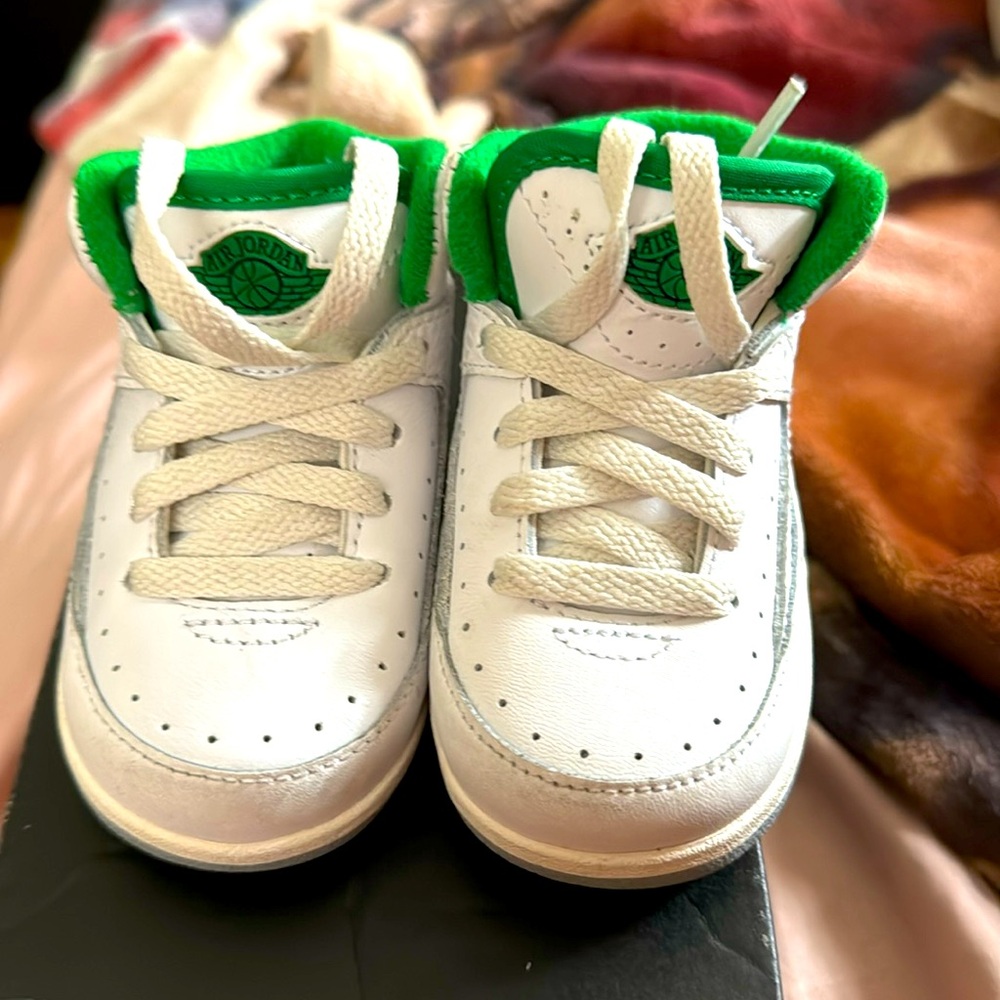 Jordan retro 2, 4c shoe